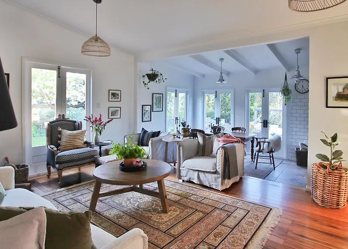 Little Oak - Place To Relax And Create Memories